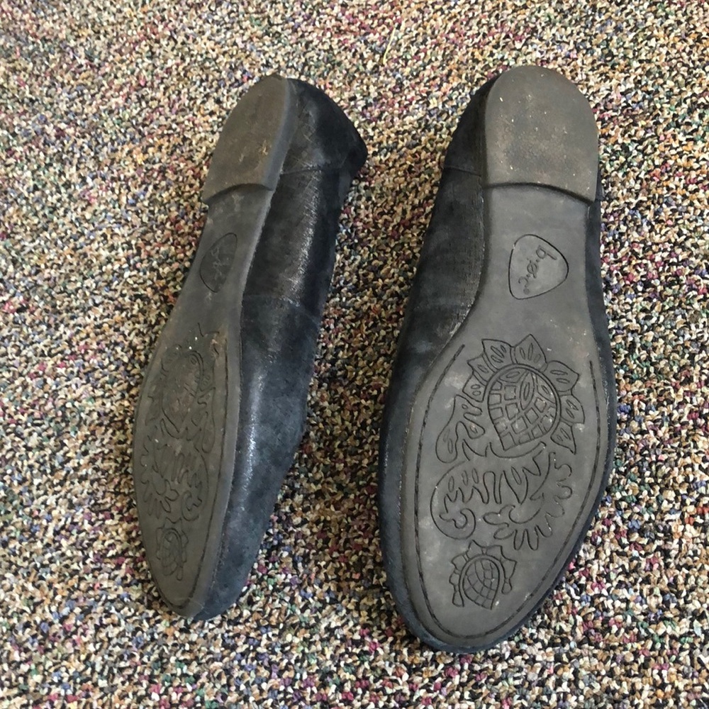 Boc black flats size 7.5. - Picture 2 of 3